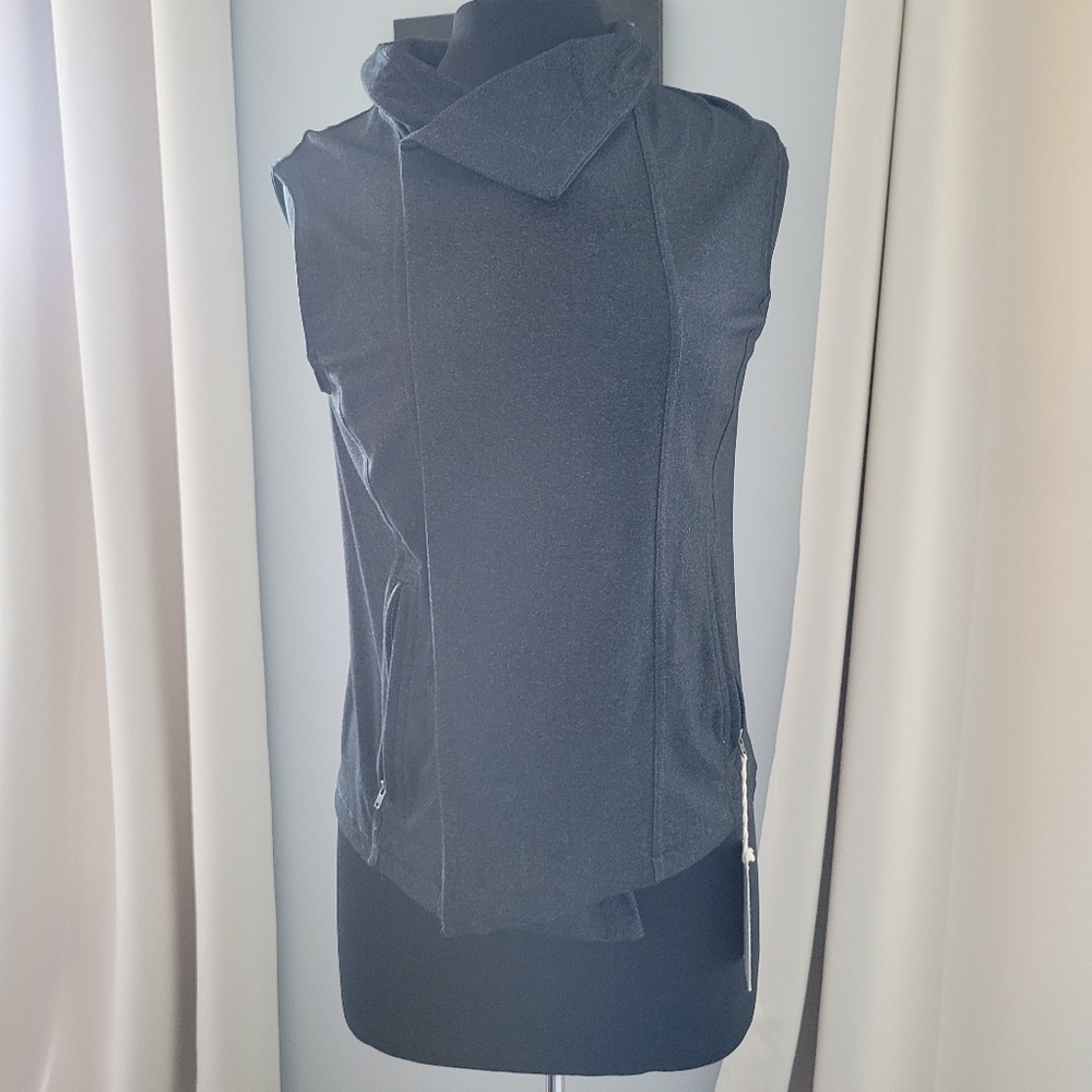 Zobha Active Wear zip top